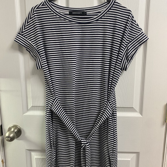 Merokeety Knee Length-short sleeve Black&White Stripe T-shirt‎ dress Sz.L - Picture 2 of 6